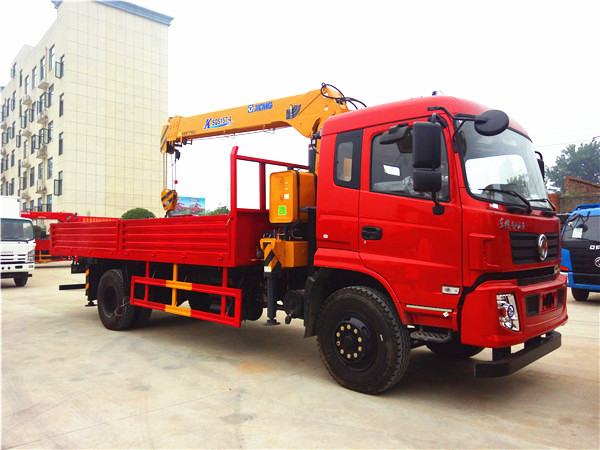 國五東風徐工6.3噸隨車吊